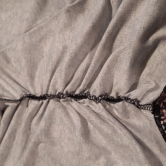 2XL Maternity Floral T-Shirt - Picture 6 of 6